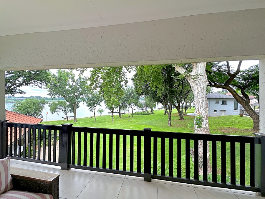 5 Bedroom Property for Sale in Luciana Country Estate Free State